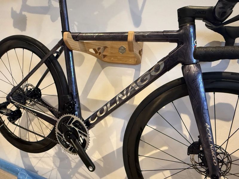 rámová sada Colnago C64 velikost 48s, včetně sedlovky COLNAGO a kokpitu DEDA VINCI