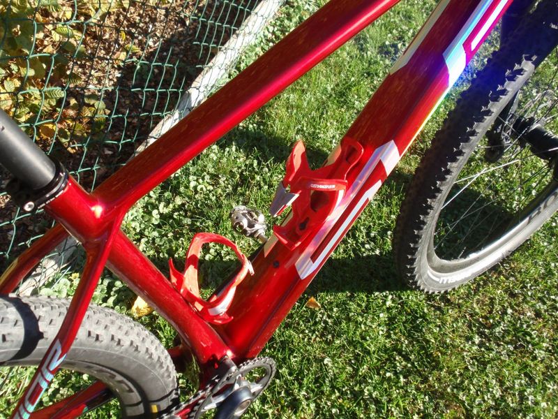 Superior XP 979 1x12 + karbon kola Bontrager