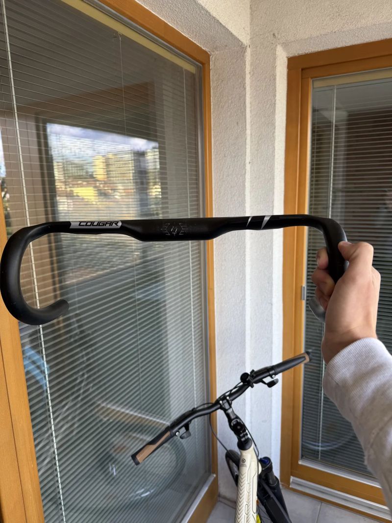 Controltech Cougar FL4 aero bars 400mm
