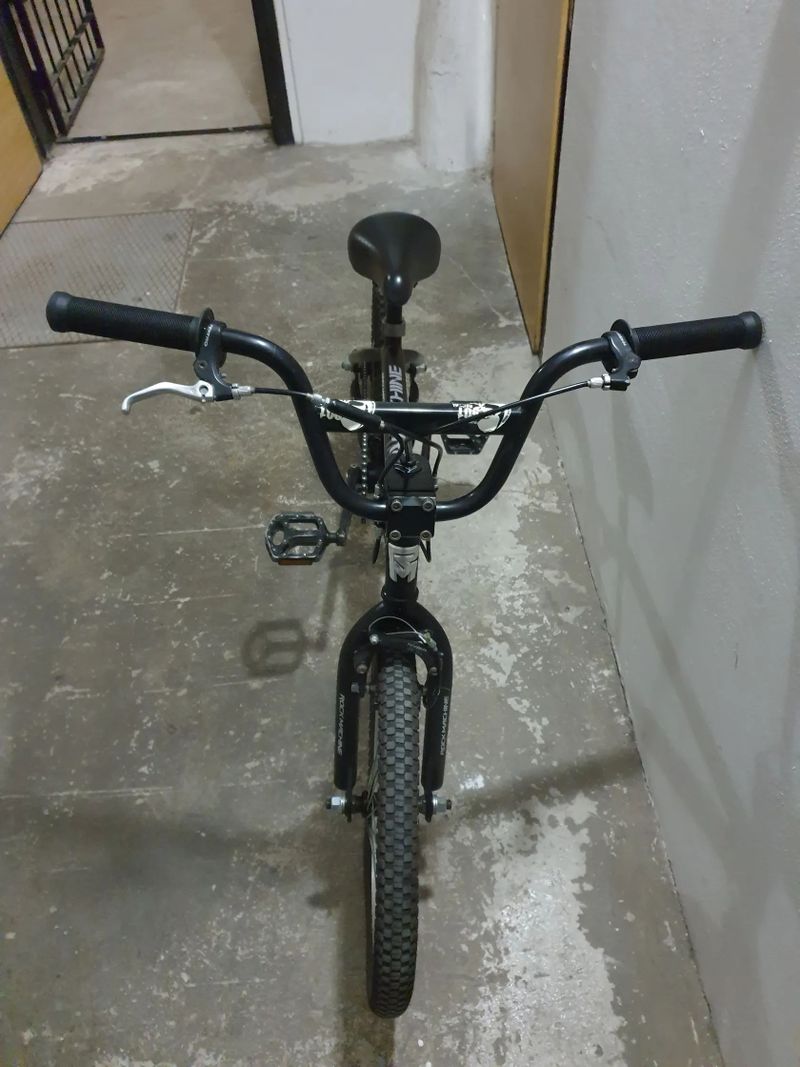 Rock Machine Go Big