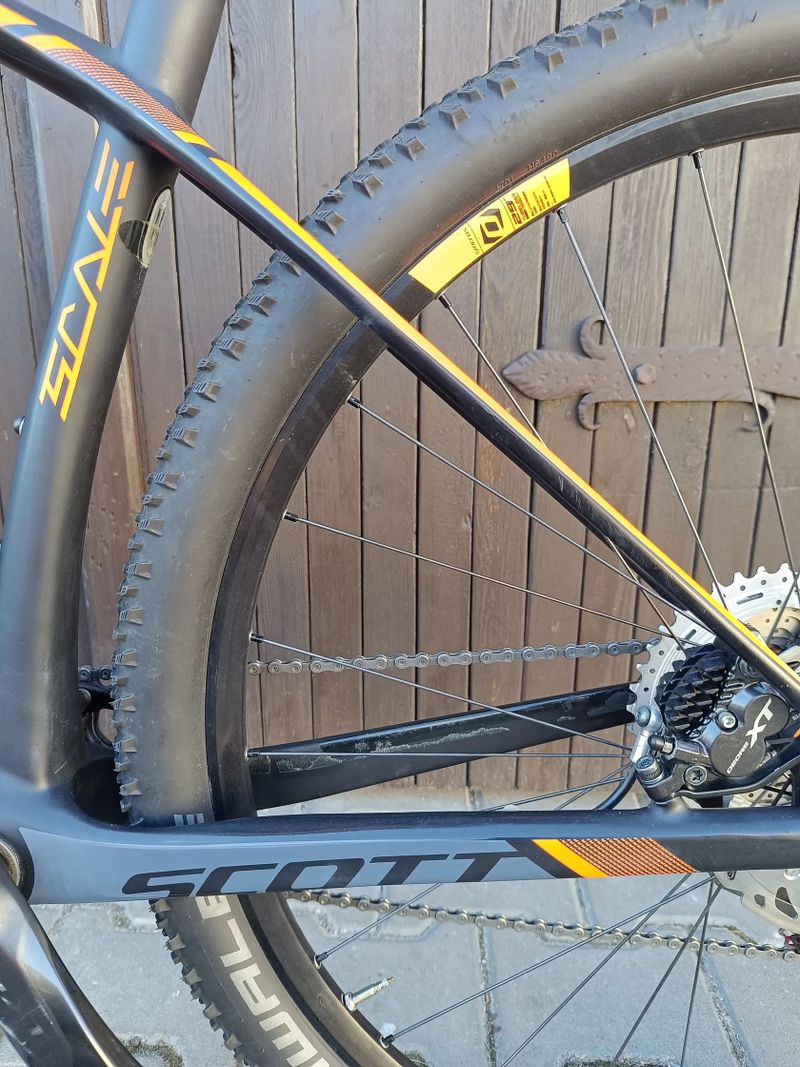 SCOTT SCALE 910 - komplet na Shimano XT - hmotnost 10kg!!