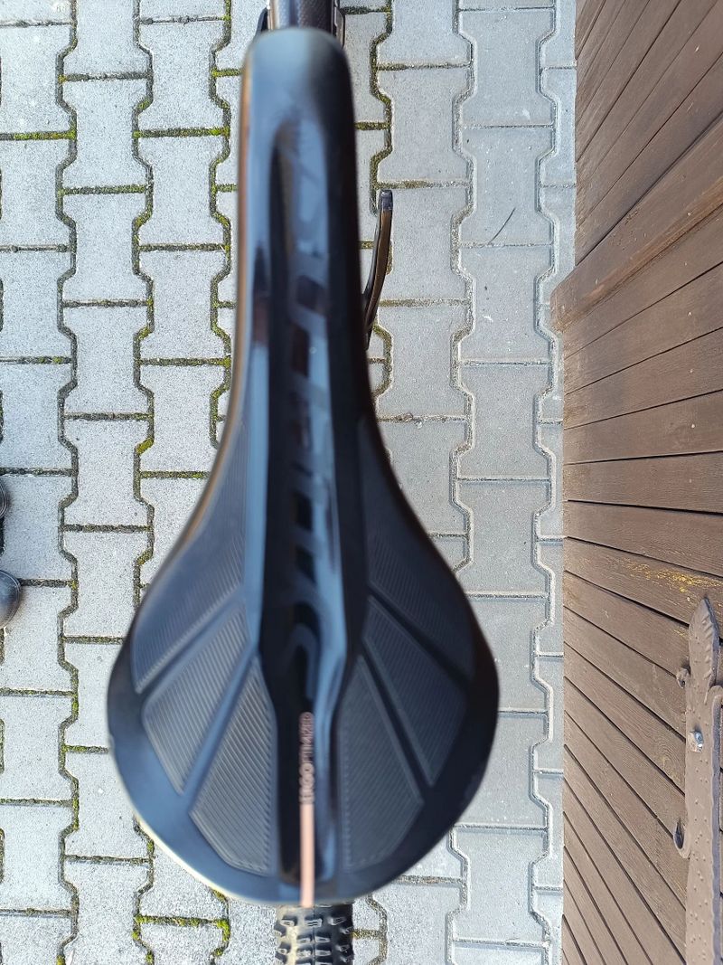 SCOTT SCALE 910 - komplet na Shimano XT - hmotnost 10kg!!