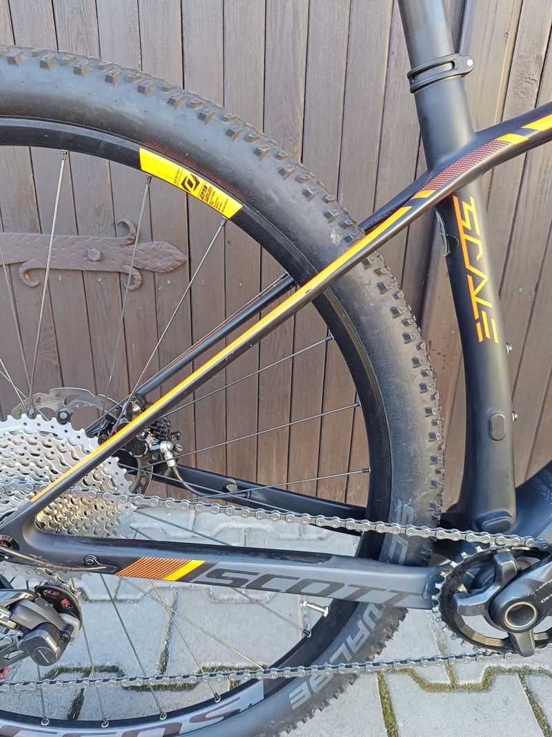 SCOTT SCALE 910 - komplet na Shimano XT - hmotnost 10kg!!