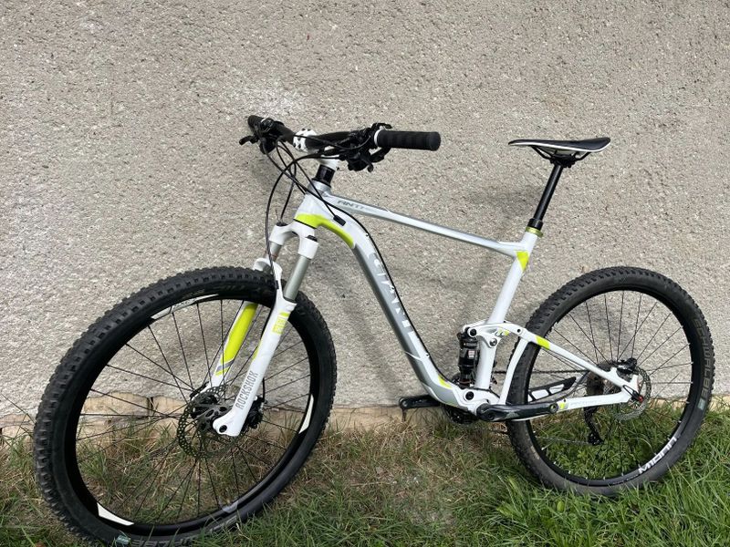 Giant Anthem 27.5 2 L