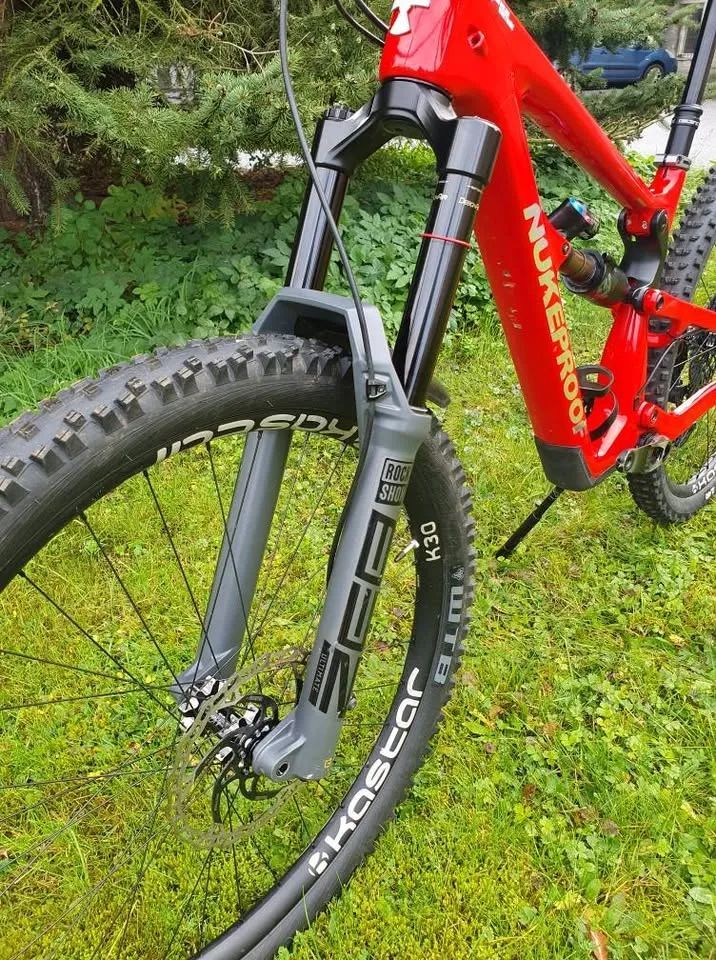 Nukeproof Mega 290 Carbon