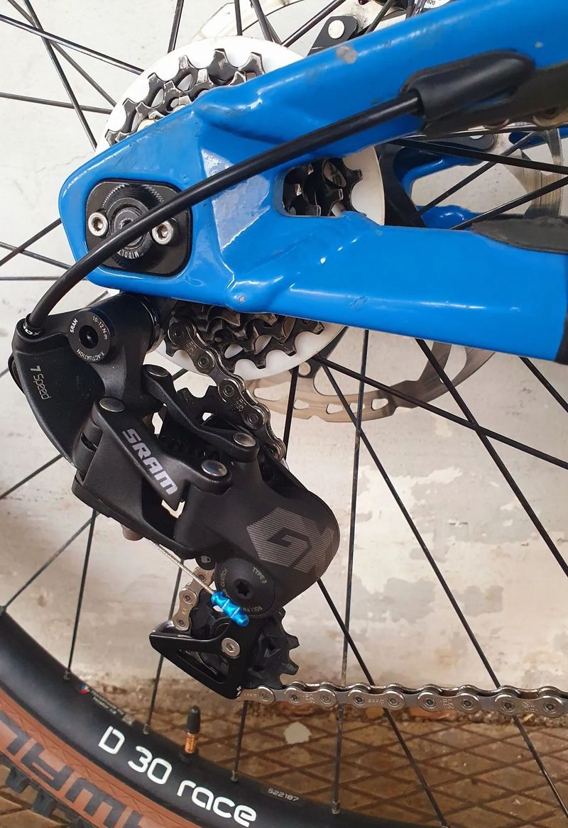 Nukeproof Dissent 290