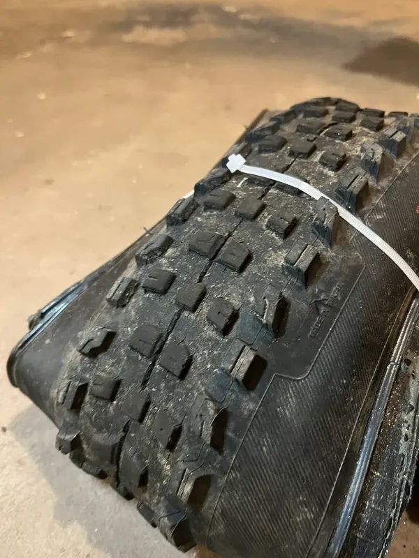 MTB pláště Bontrager XR4 29 x 2.60