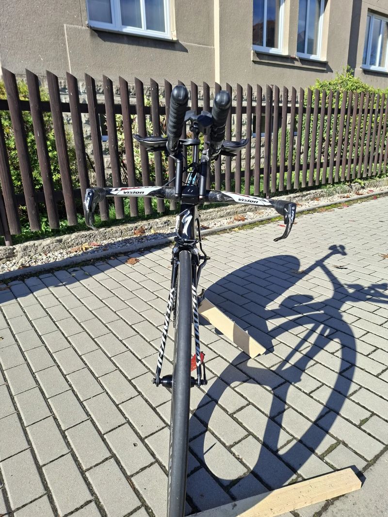 Časovkářské kolo s-works shiv vel. L