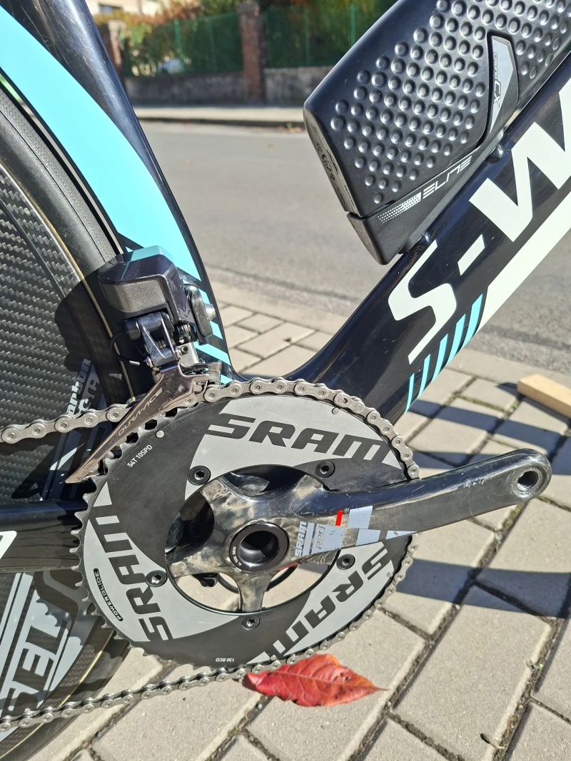 Časovkářské kolo s-works shiv vel. L