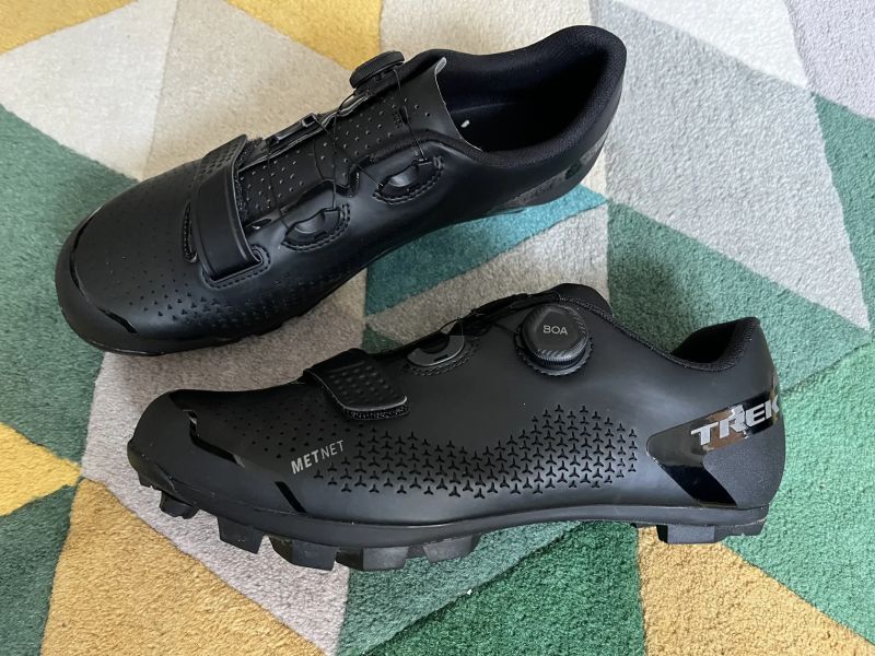 Cyklisticke MTB tretry Trek Foray, vel.46 (nove)
