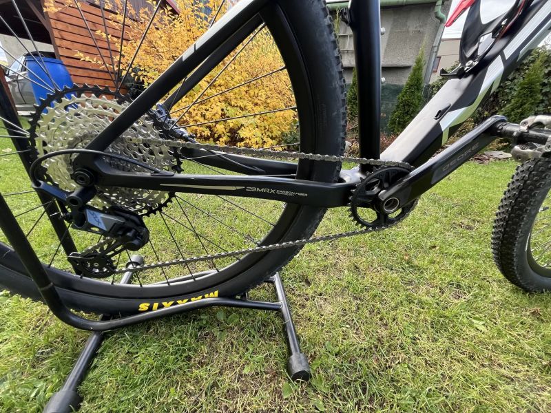 MRX Carbon