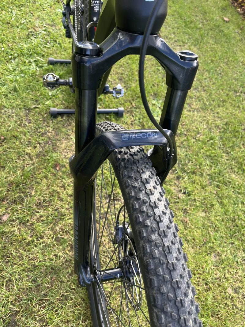 MRX Carbon