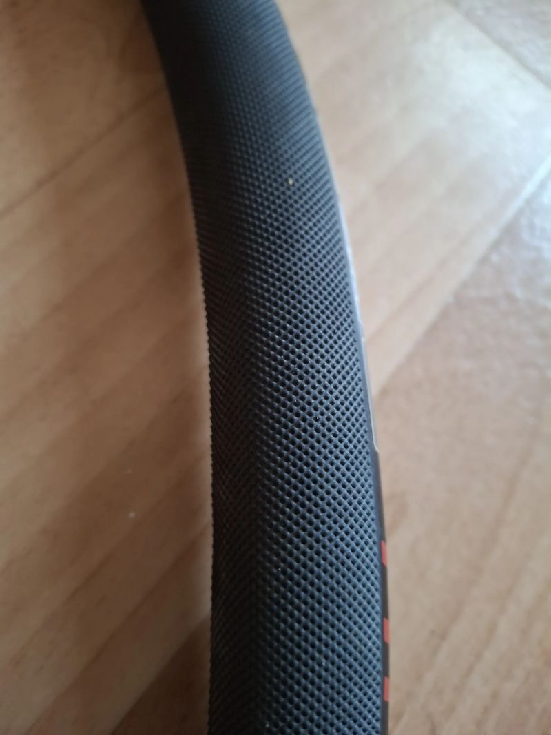 Swalbe Ultremo HT