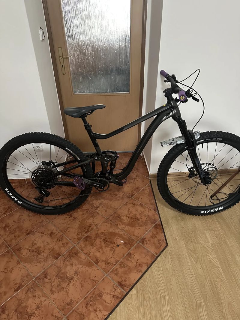 Giant Trance X 29” 2 2024