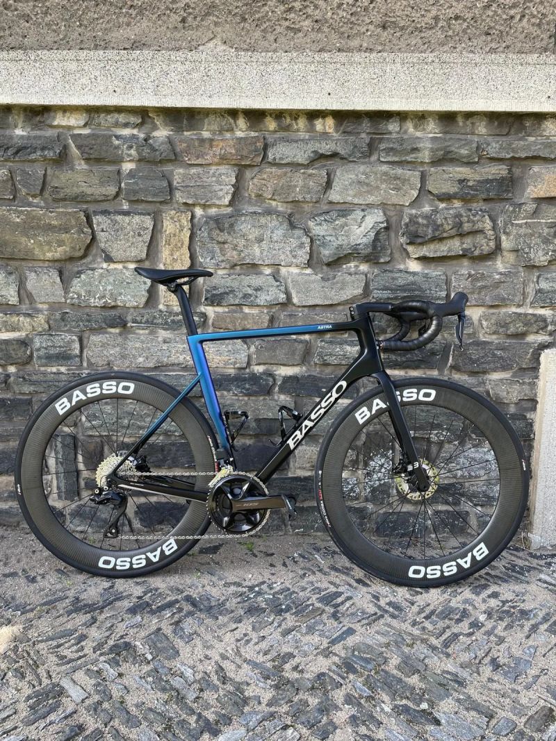 Basso Astra, vel. 56