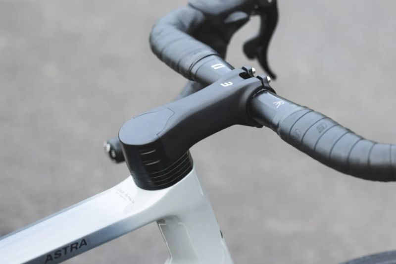 Basso Astra, vel. 56