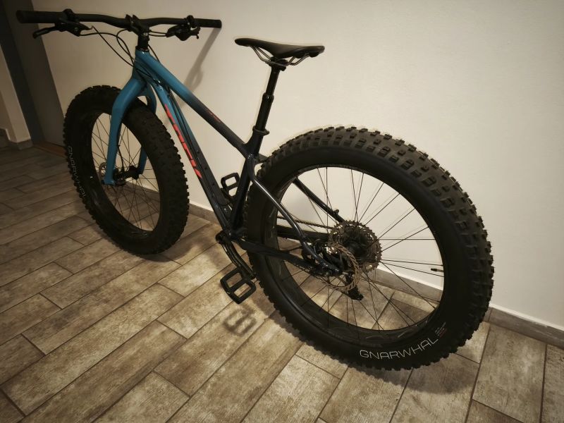 Trek Farley5