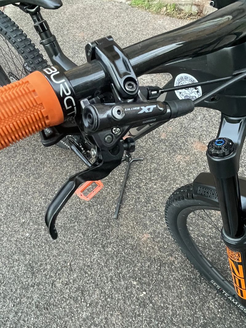 Trek Slash 9.8 XT – 2022, velikost M/L, 29”
