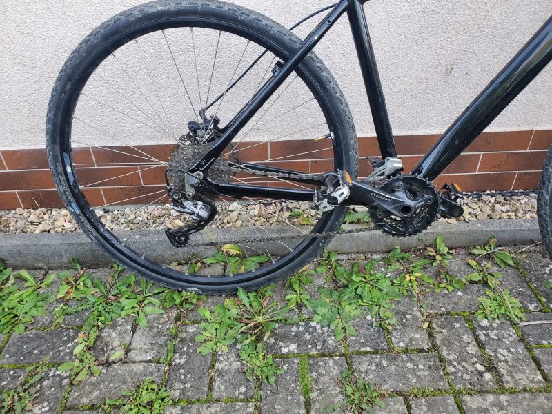 Cross gravel