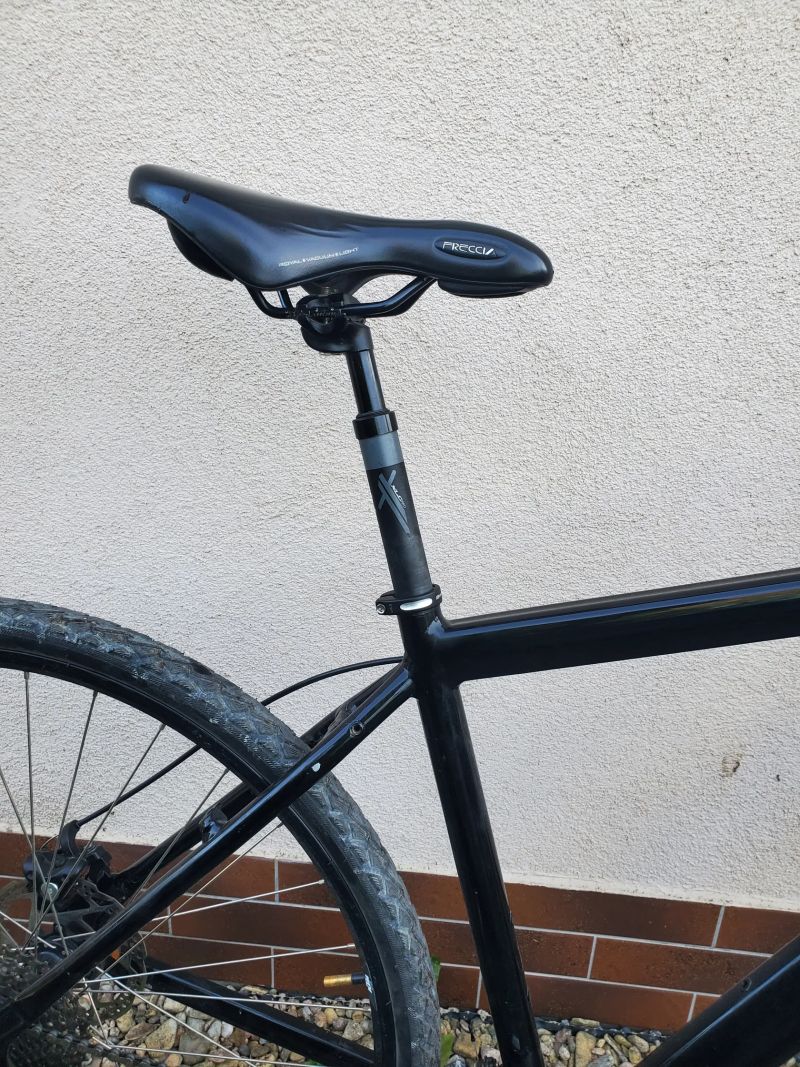 Cross gravel