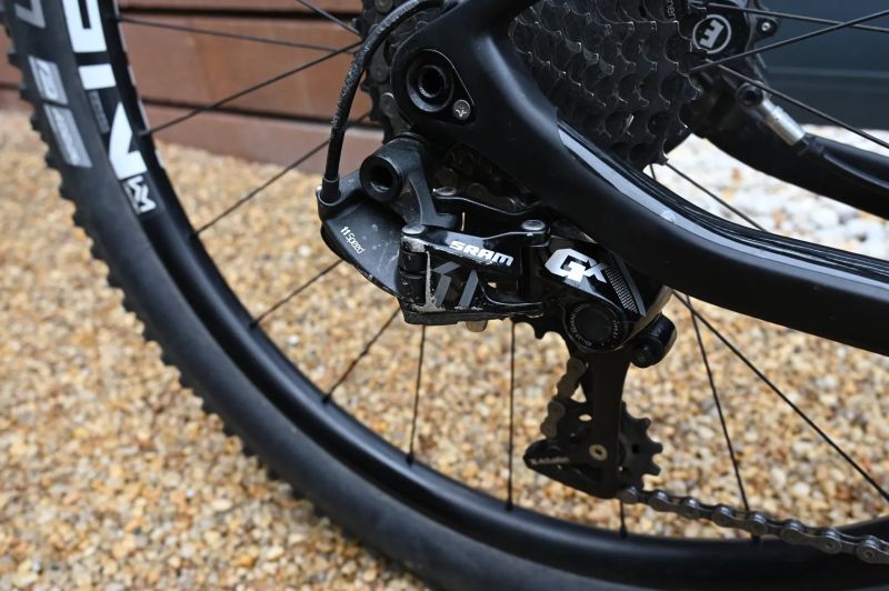 Cube Elite 240 C:62 SLX carbon