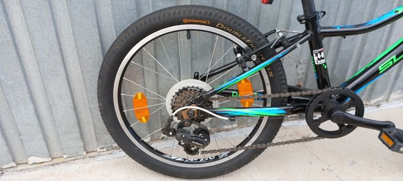 Superior Paint 20"