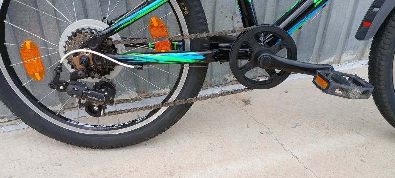 Superior Paint 20"