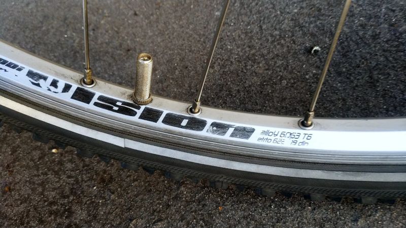 Dámské kolo Victoria Light Shimano Deore LX 3x9