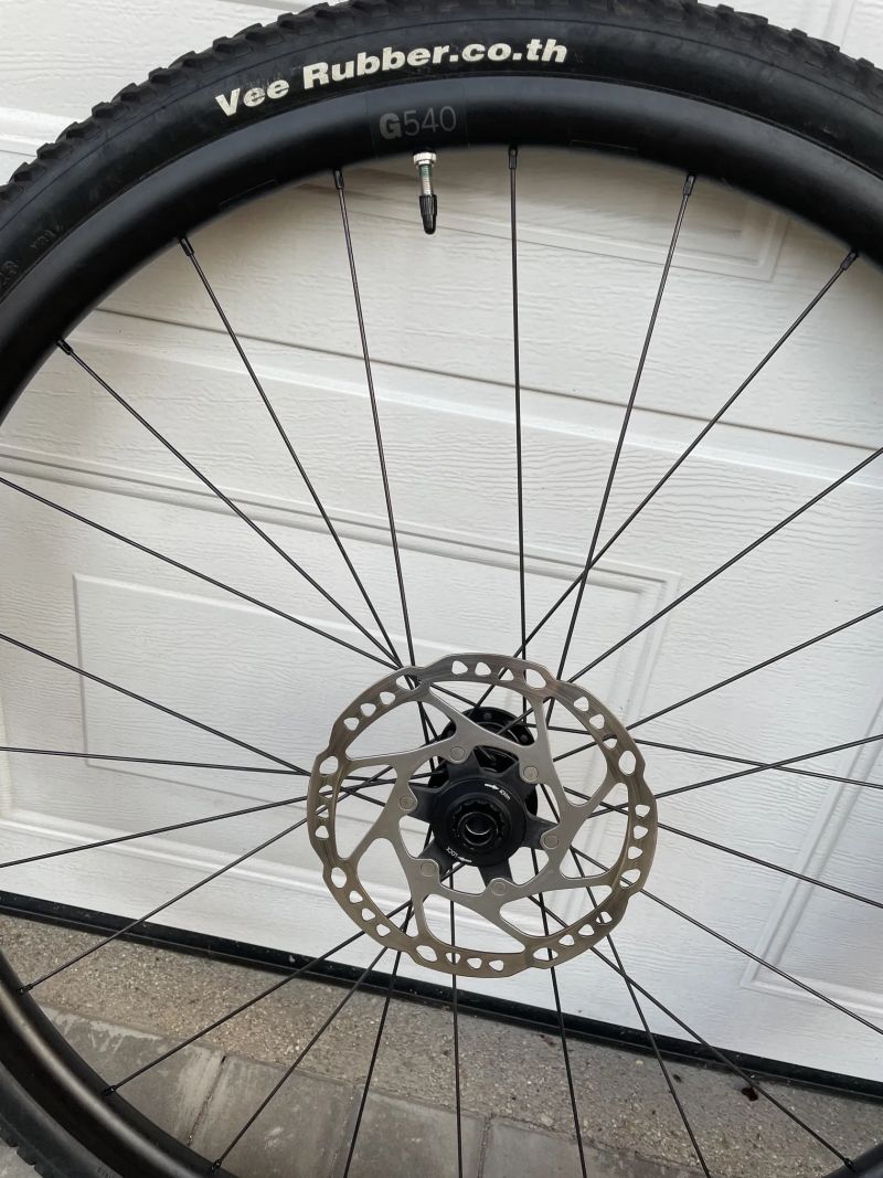 Výhodná nabídka: kola s náboji a ráfky DT Swiss G540 + ořech XDR + kotouče Shimano !!!