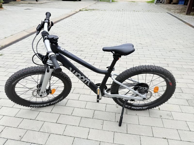 Woom 4 OFF dětské horské kolo 20" Black