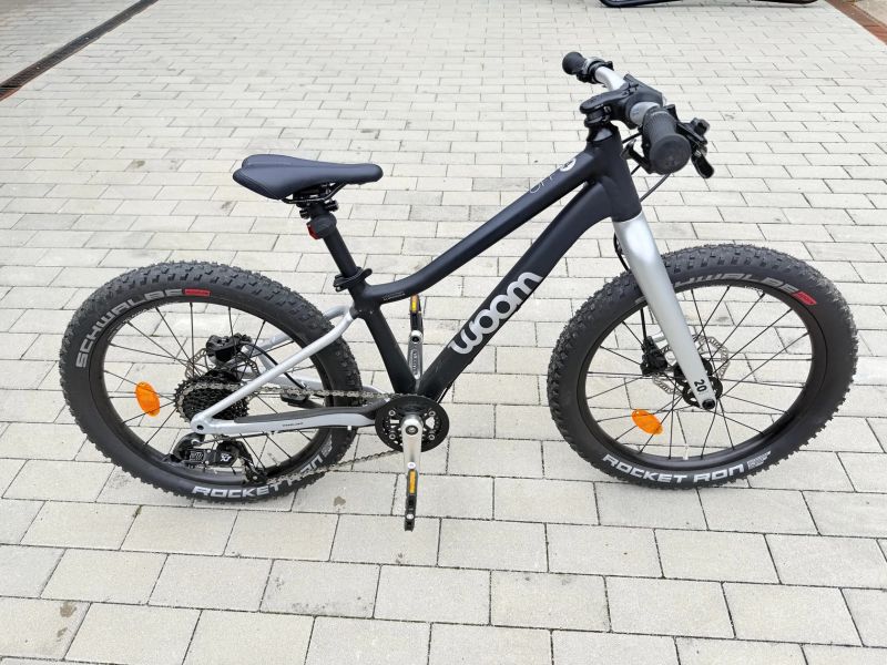 Woom 4 OFF dětské horské kolo 20" Black