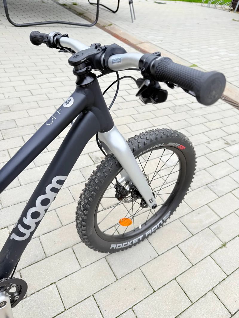 Woom 4 OFF dětské horské kolo 20" Black