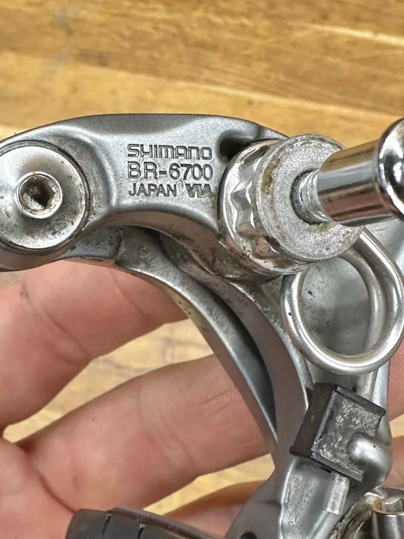 zadní brzdová čelist Shimano Ultegra BR-6700