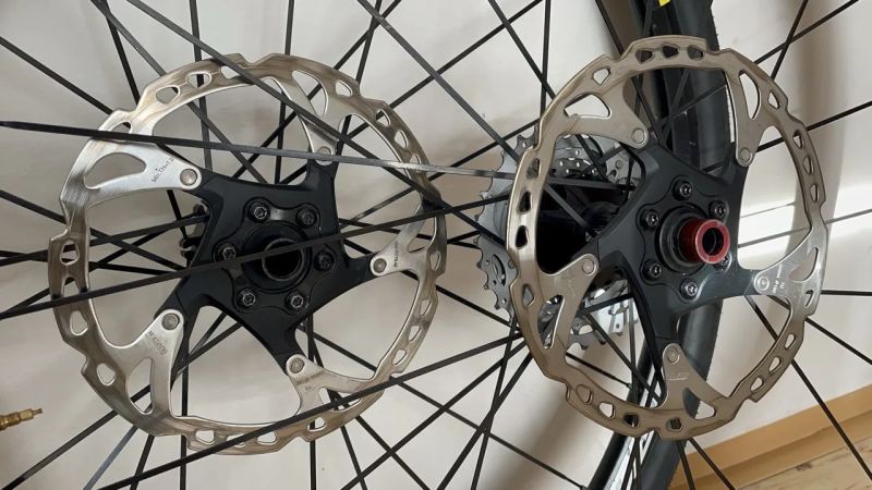 Zapletena kola Mavic 29