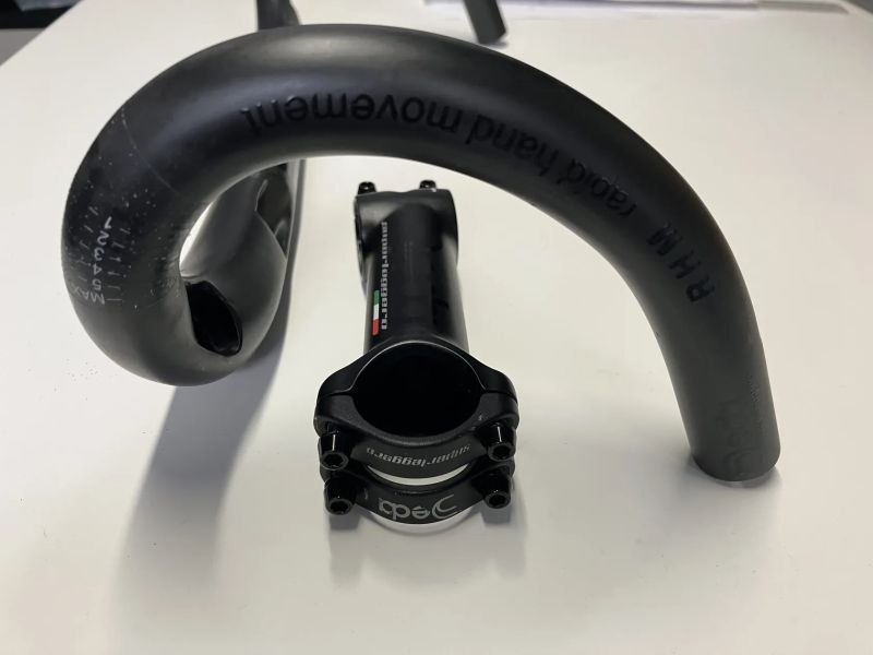 Deda Superleggera kokpit
