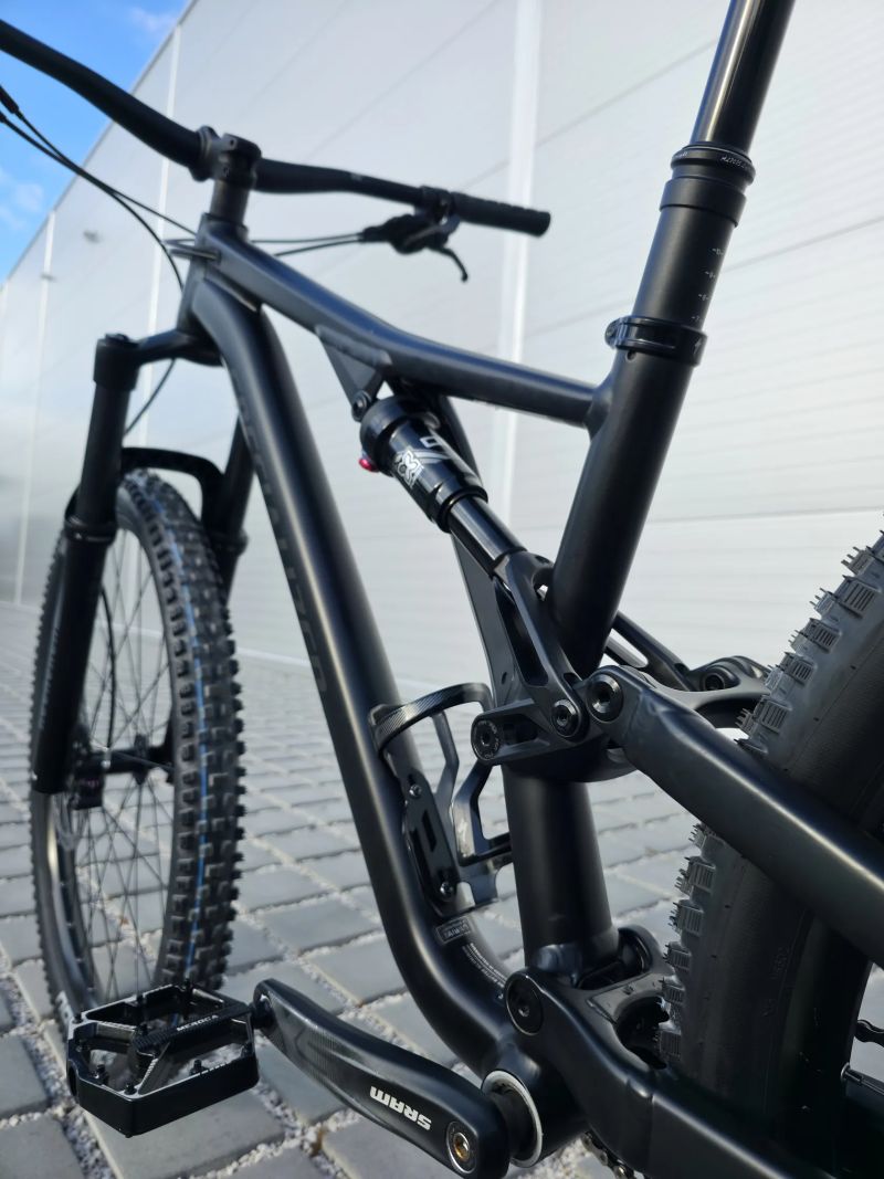 Horské kolo Specialized Stumpjumper Alloy 2022 29″ velikost M