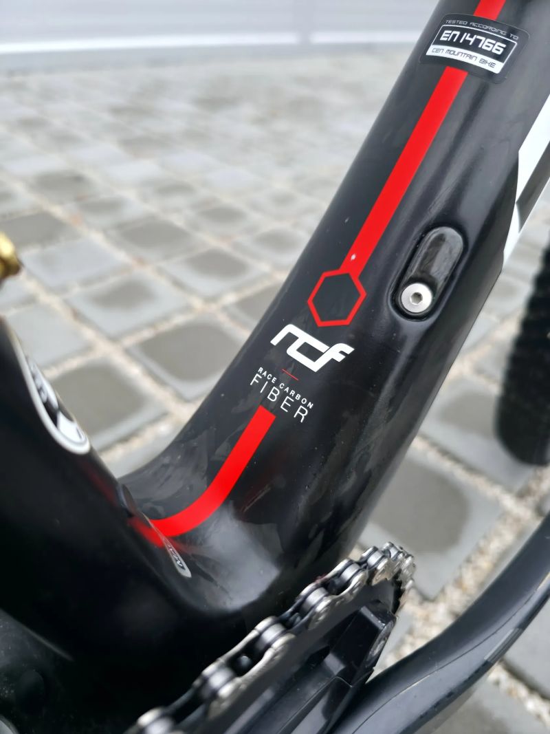 Horské kolo Centurion Backfire Team Carbon 2018 29″ velikost M