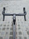 Gravel Focus Atlas 8.9 Carbon 2023 Rival eTap AXS 28" – velikost XL