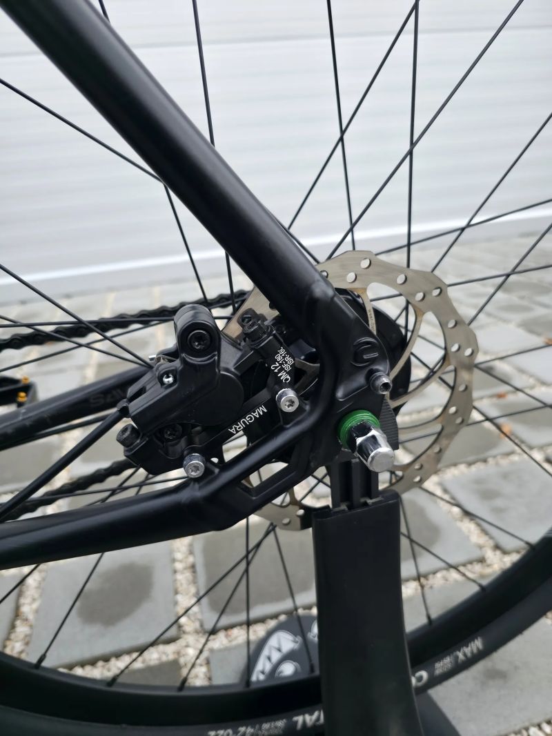 Urban kolo Cannondale Bad Boy 1 Headshok Lefty 28"