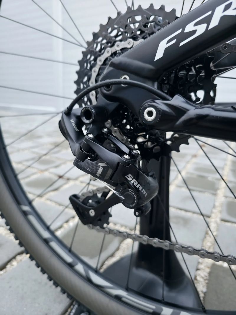 Horské kolo Specialized Stumpjumper FSR Elite 29″ velikost M