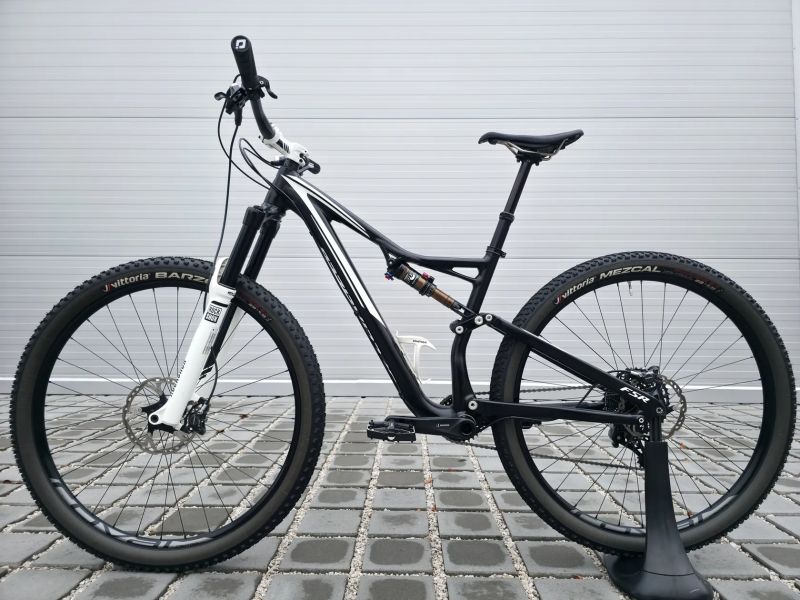 Horské kolo Specialized Stumpjumper FSR Elite 29″ velikost M