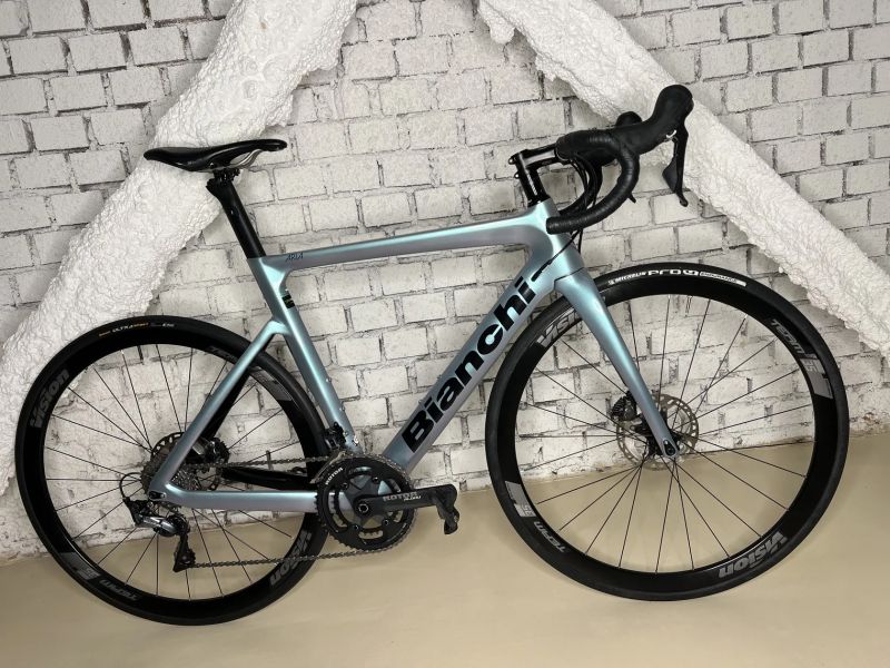 Bianchi Aria vel. 55 – aero silnička v barvě Summertime