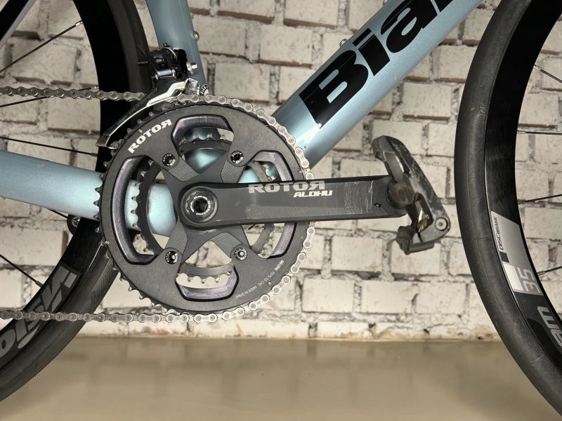 Bianchi Aria vel. 55 – aero silnička v barvě Summertime
