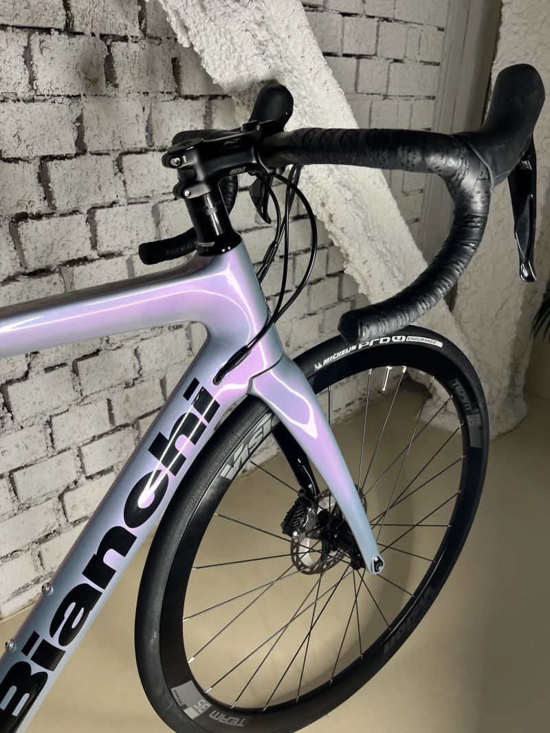 Bianchi Aria vel. 55 – aero silnička v barvě Summertime