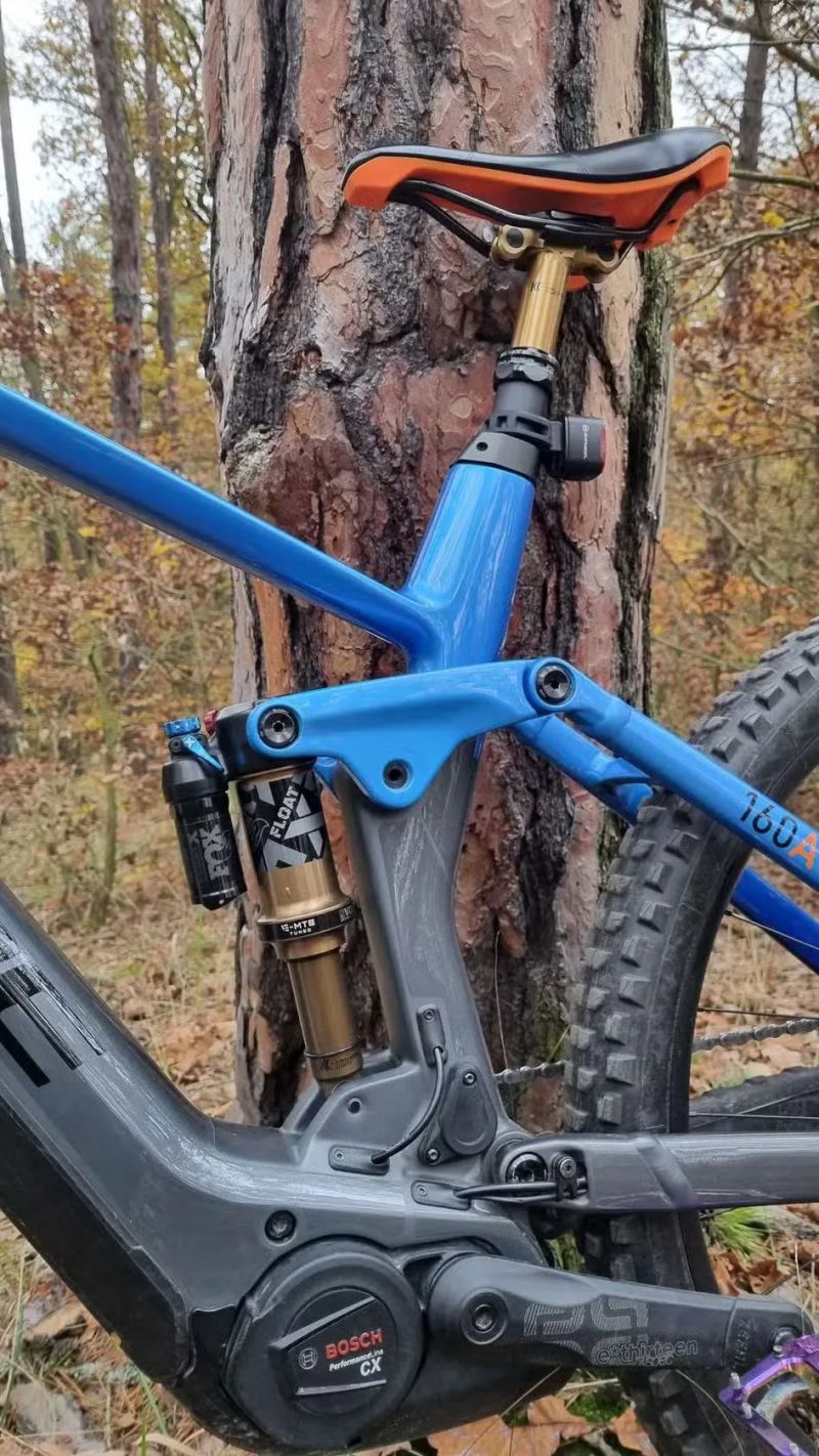 Cube Stereo Hybrid 160 HPC Actionteam + RideWrap polep rám a vidlice + čip