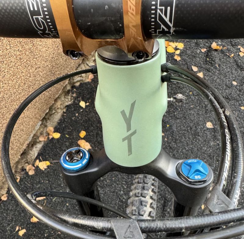 YT Jeffsy 29 carbon