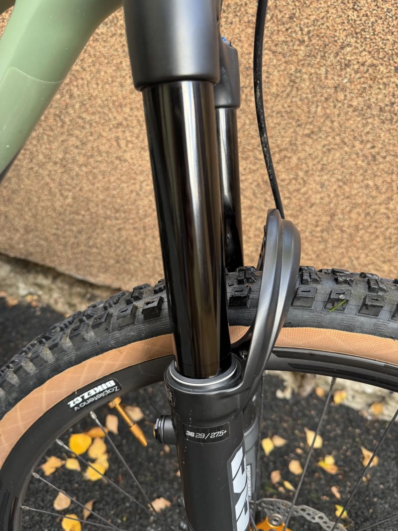 YT Jeffsy 29 carbon