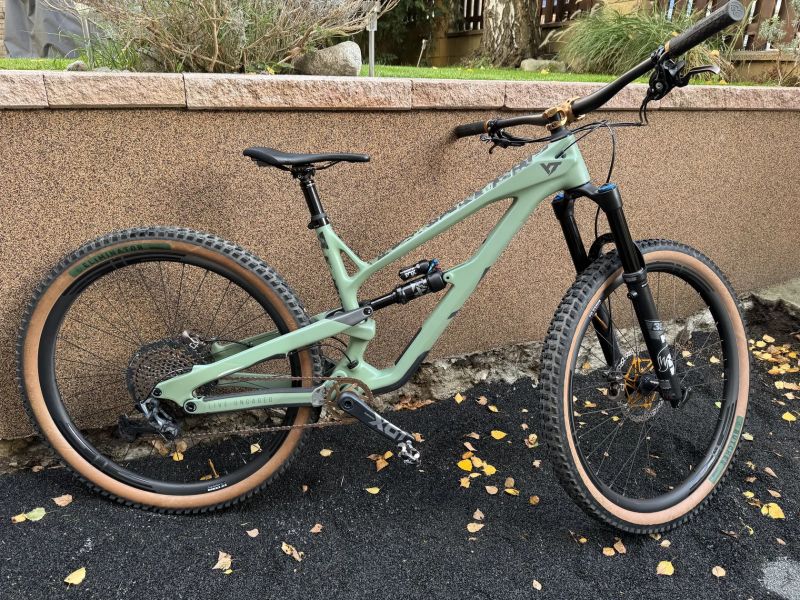 YT Jeffsy 29 carbon
