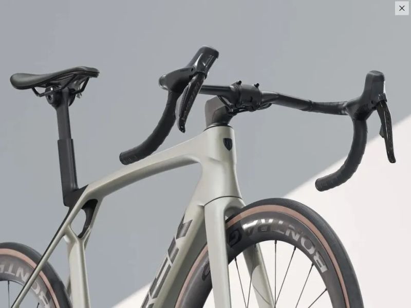Trek Madone SL 7 Gen 8 Velikosti S,M,M/L,L/XL