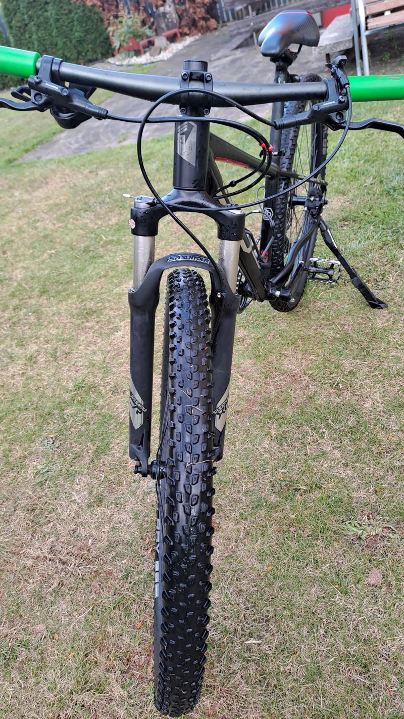 Superior Team 27 Elite velikost 13,5" XS